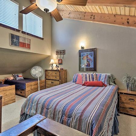 Condo With Grill Access Close To Angel Fire Resort Εξωτερικό φωτογραφία